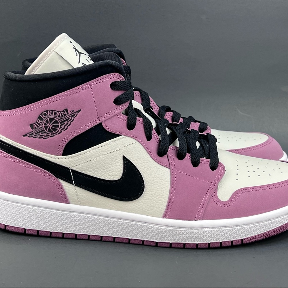 Jordan 1 Mid SE Berry Pink  (DC7267-500) Women Size 12 - Picture 2 of 10